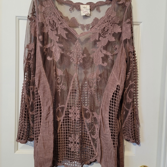 Pretty Angel Mauve Lace Mesh Top - Picture 1 of 4